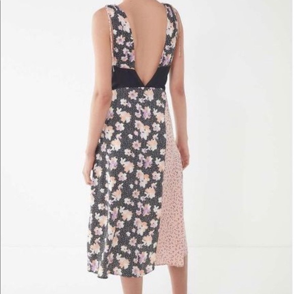 Urban Outfitters Ryker Mixed Print Midi Dress - Picture 4 of 7